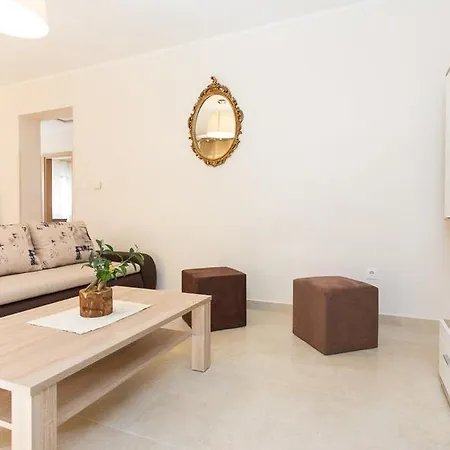 Prestige Apartament Baška