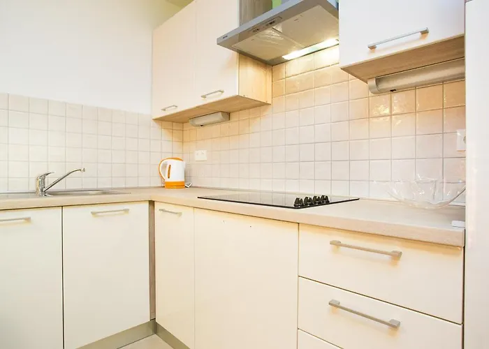 Prestige 아파트 *